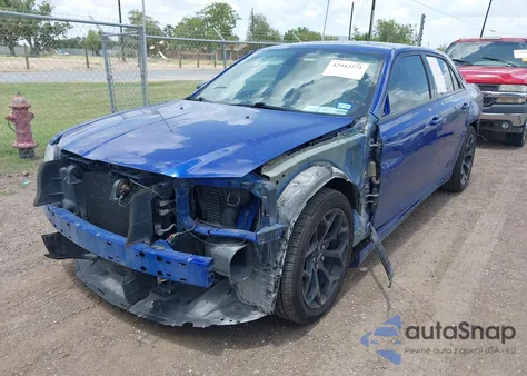 2019 Chrysler 300 Touring из США, поврежденный, VIN 2C3CCAAG7KH676048